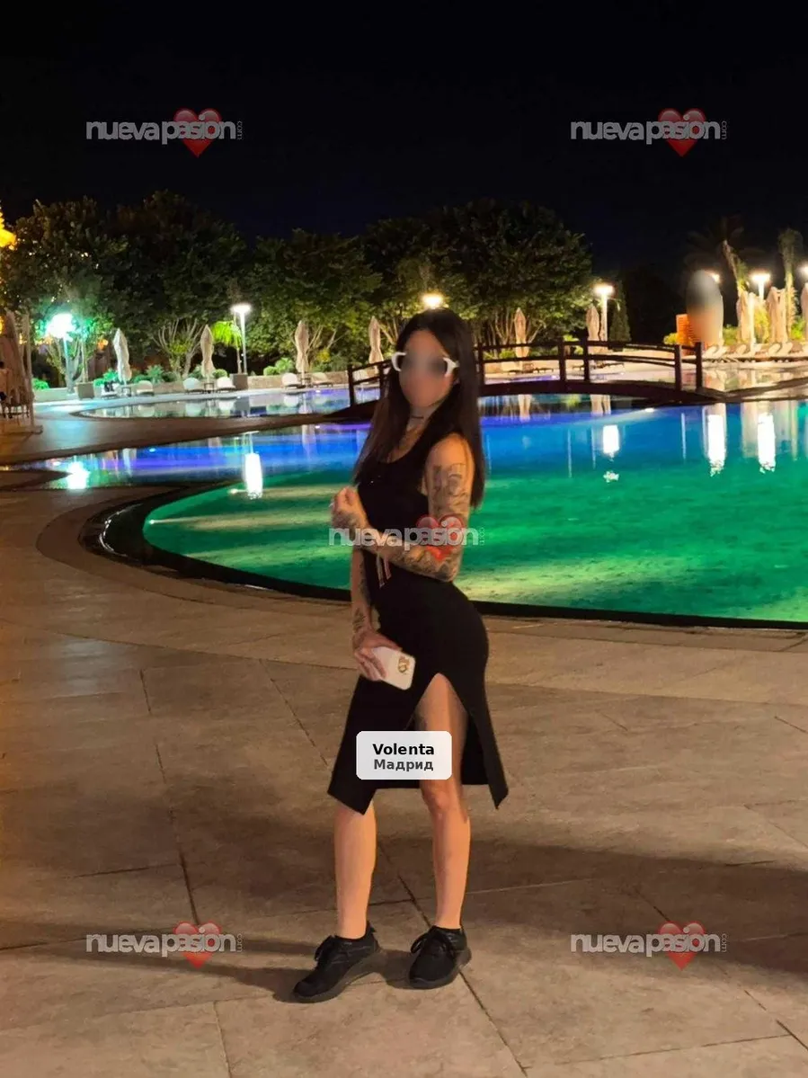 Luciana, different, natural and passionate - 1/6