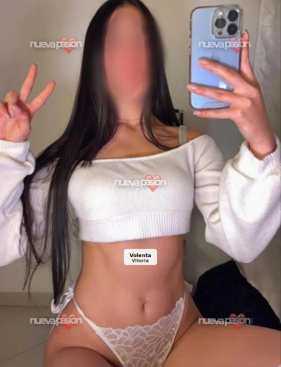 Nicole, llatina 100% natural i molt afectuosa - 1/5