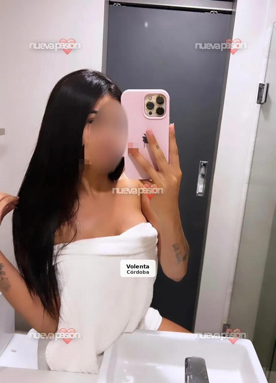Escort de lujo, delgada y muy femenina - 1/7