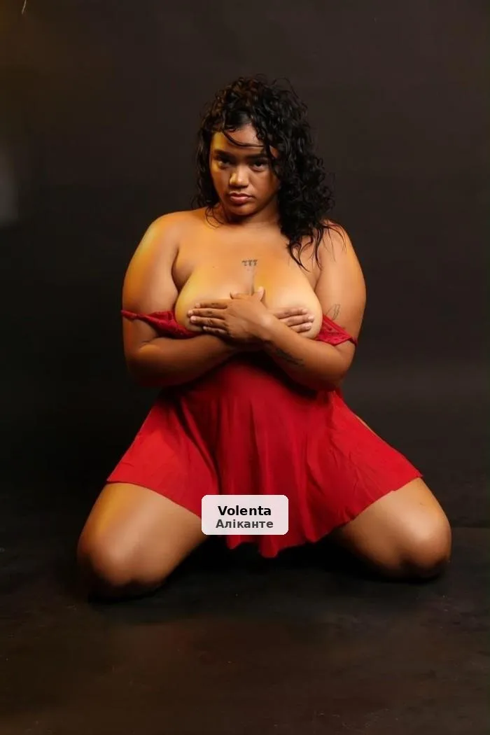 Paulett, morena llatina 23 anys, disponible 24 h - 1/3