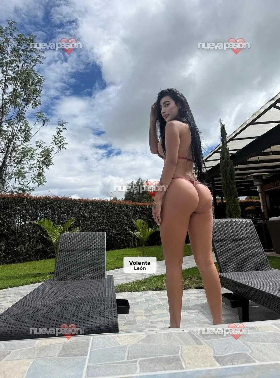 Amara, jove sensual i d'alt nivell - 1/7