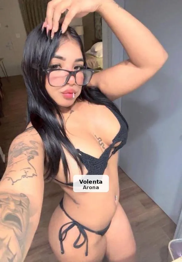 Valeria, noia amb molt de desig - 1/6