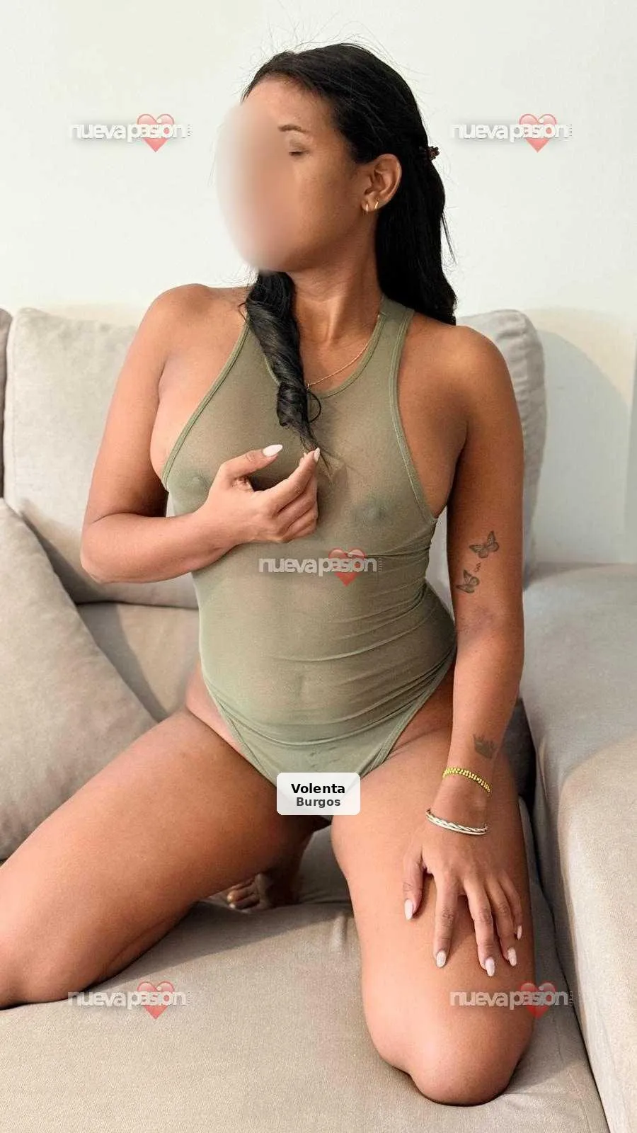 Mia, sensualidad y pasión en estado puro - 1/6