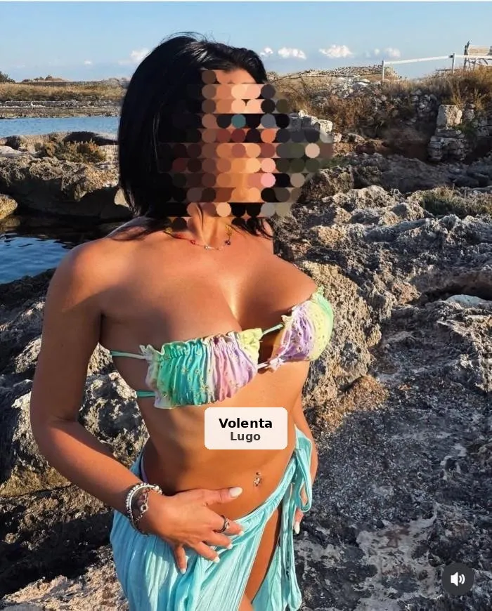 Barbie, a fiery Latina who awakens your desires - 1/5