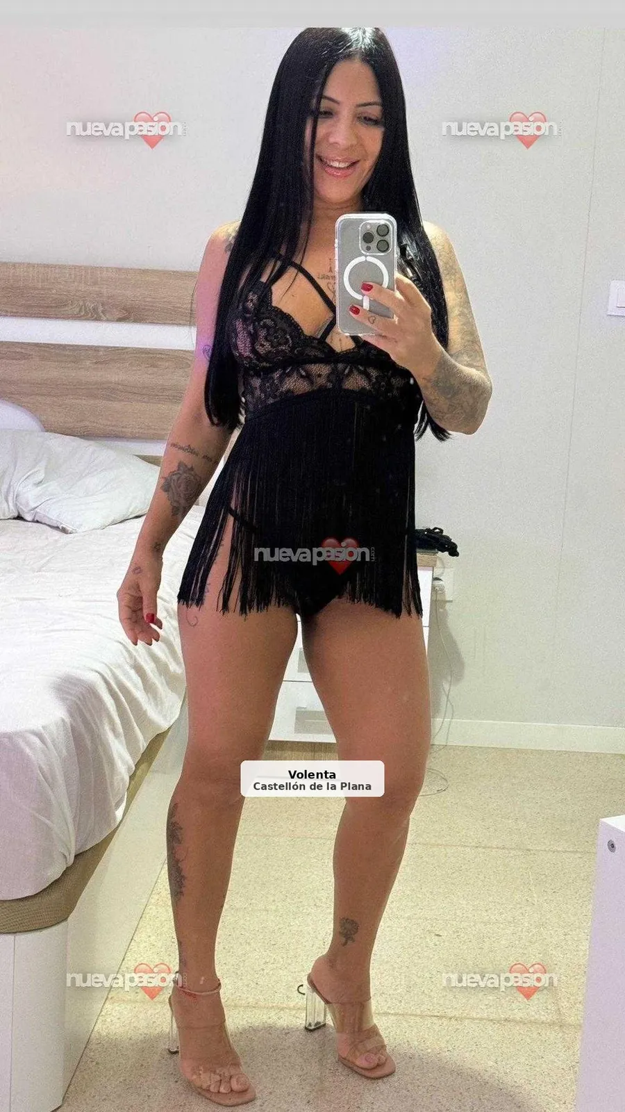 Sensual, golosa y muy divertida - 1/9