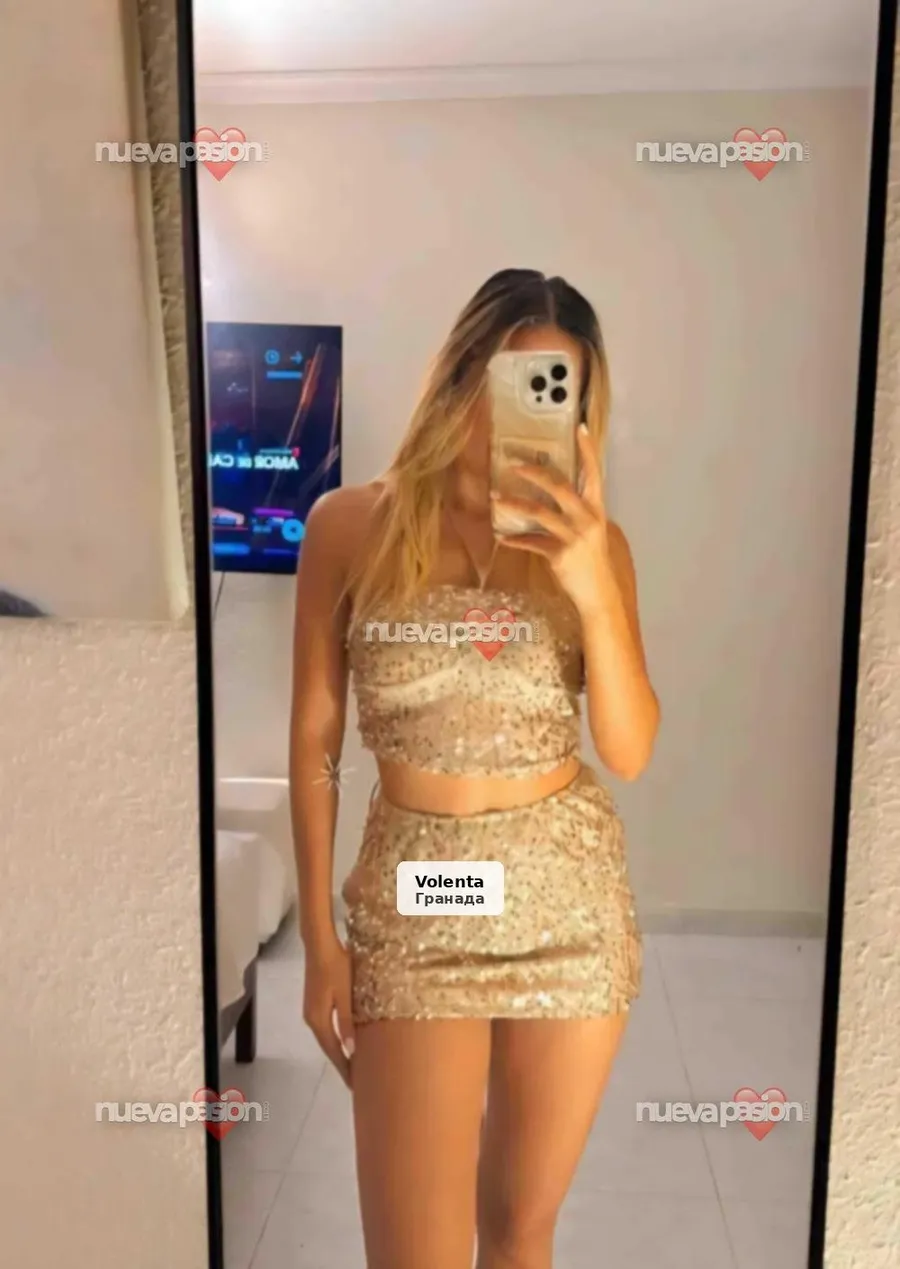 Dos amigas espectaculares, lo más top - 1/4