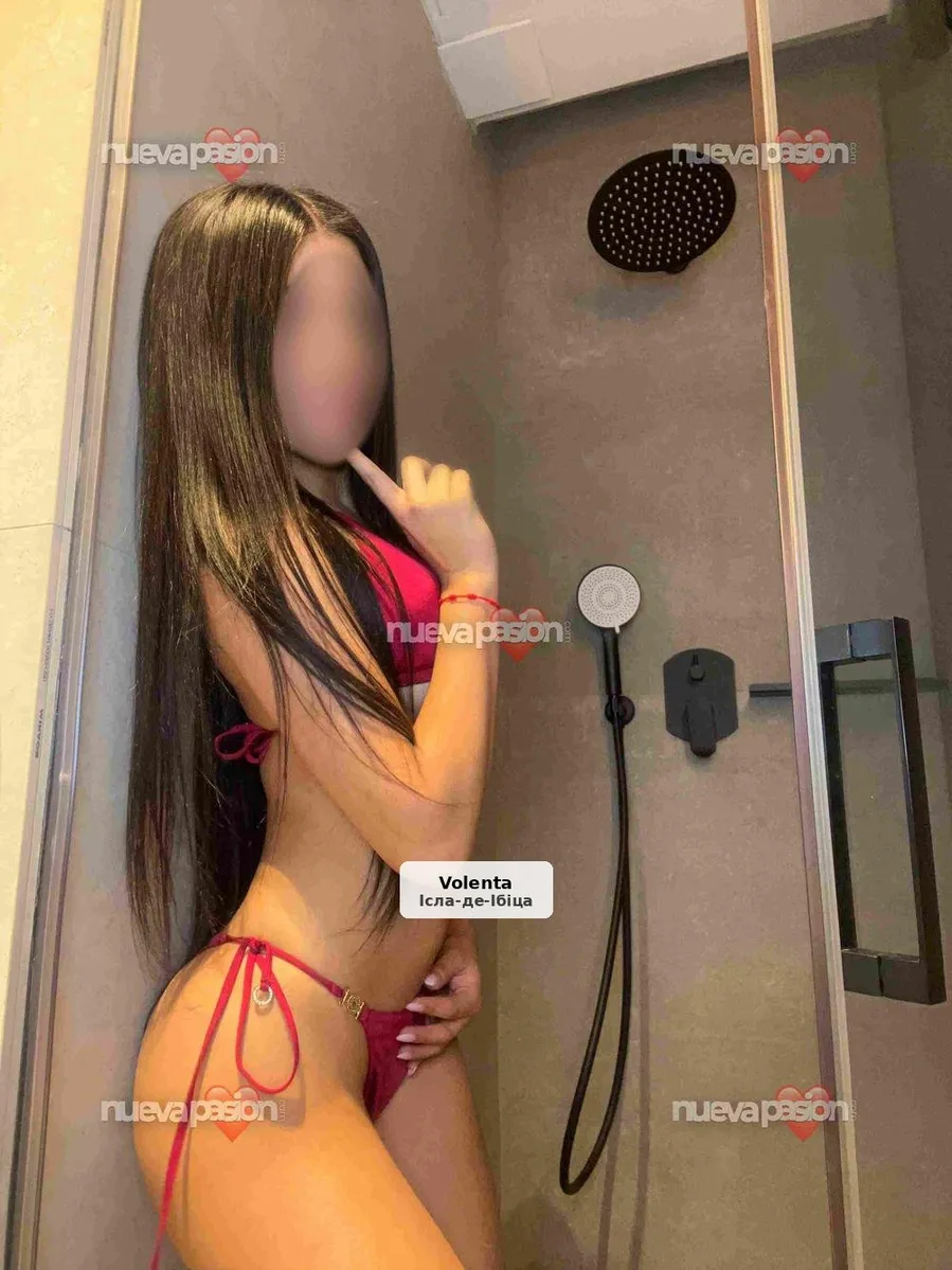 Paulina, joven venezolana, francesa natural - 1/9