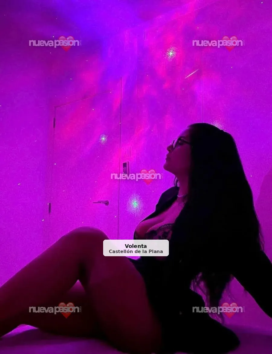 Valentina, una bomba de sensualitat i morbositat - 1/5